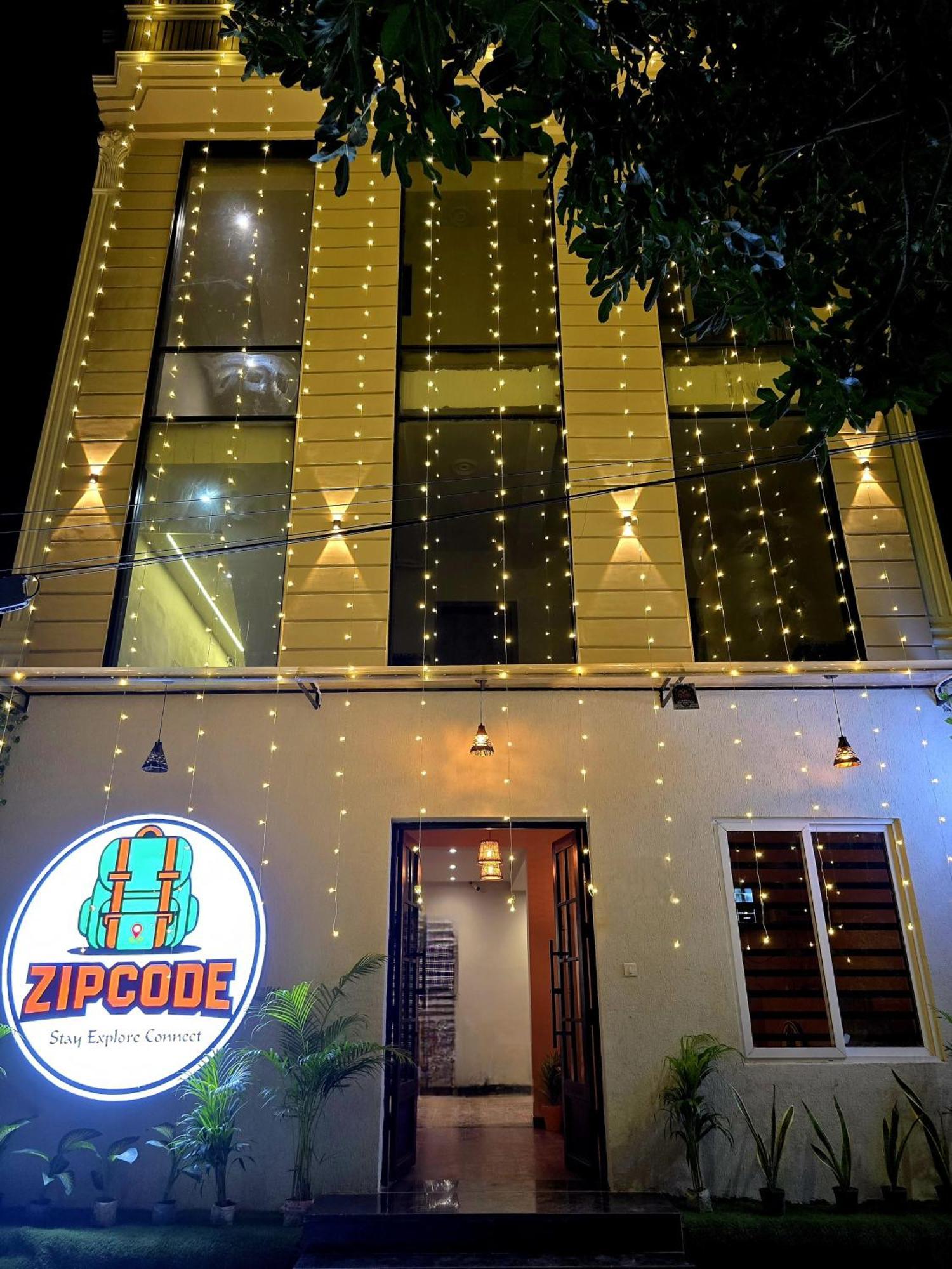Zipcode Stay Агра Экстерьер фото