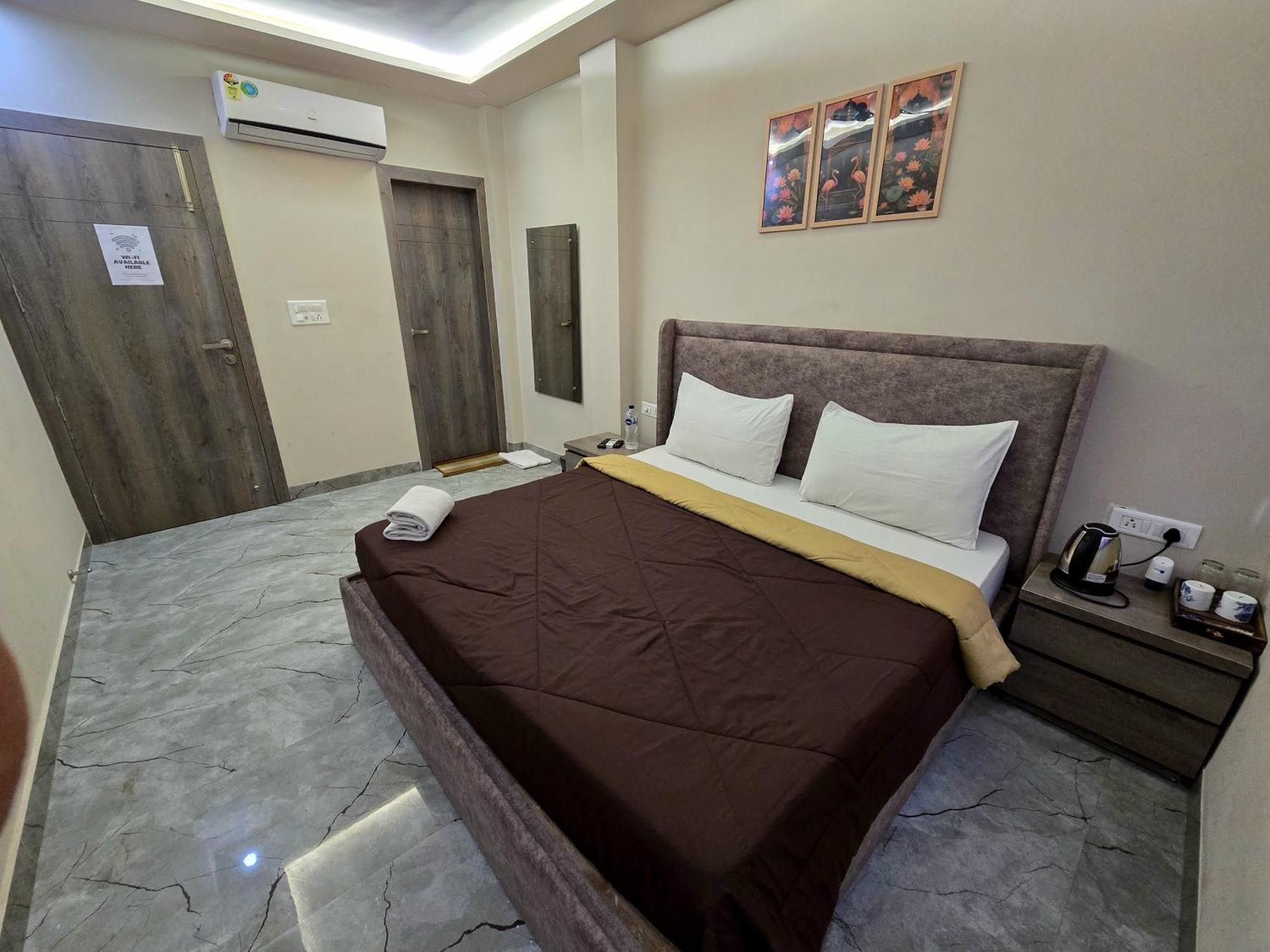 Zipcode Stay Агра Экстерьер фото