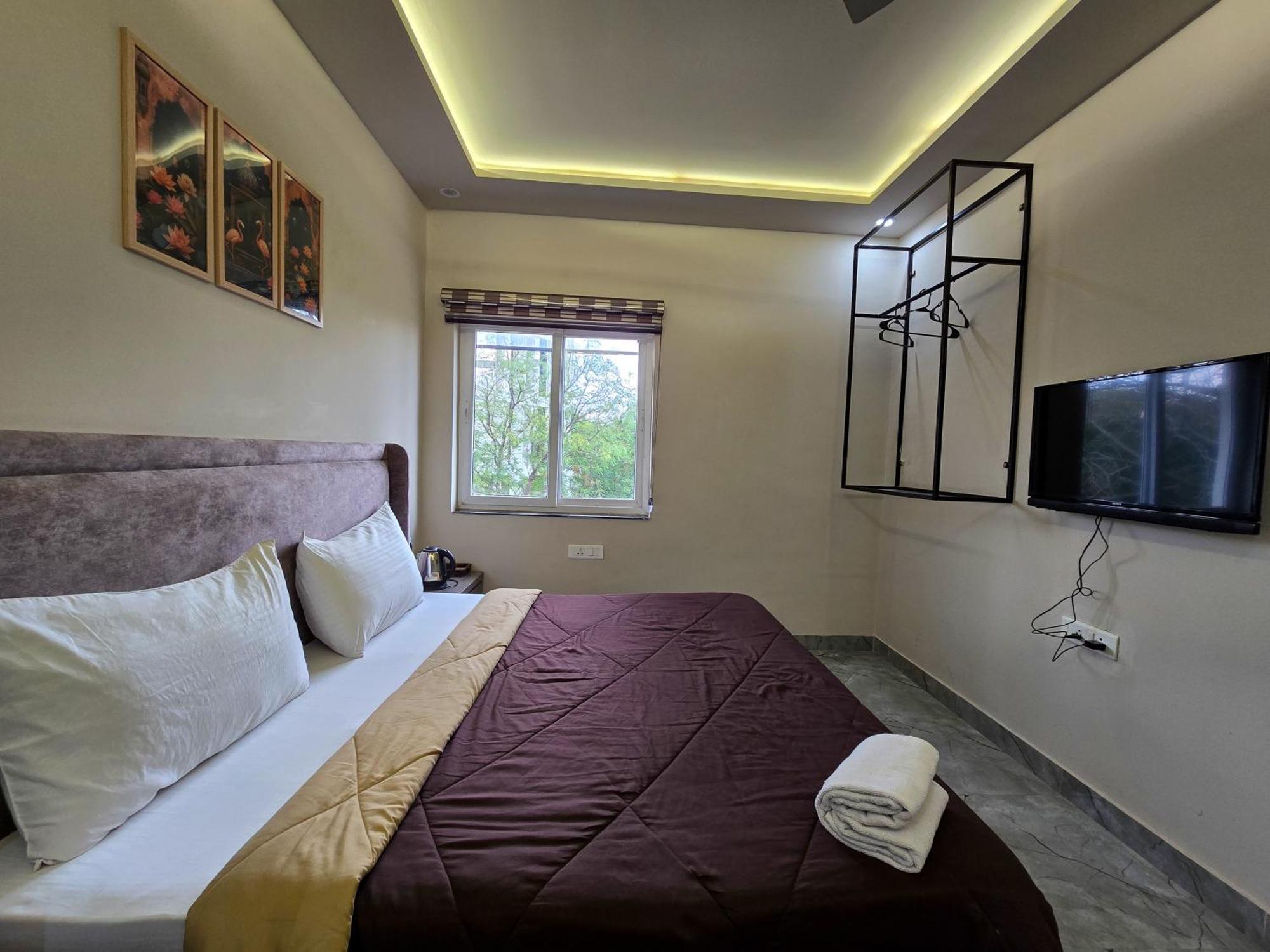 Zipcode Stay Агра Экстерьер фото